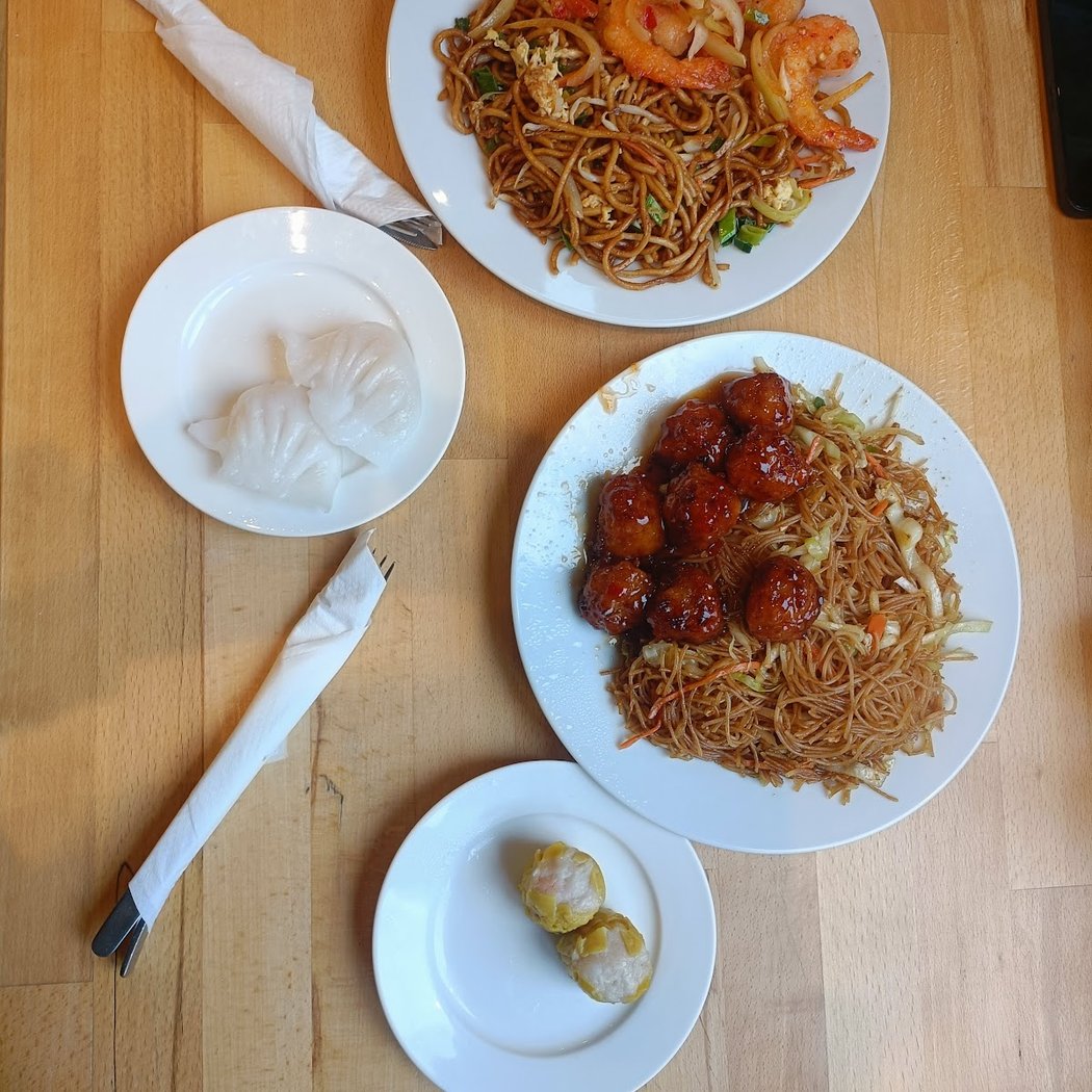 Le Gourmet Traiteur Asiatique 1